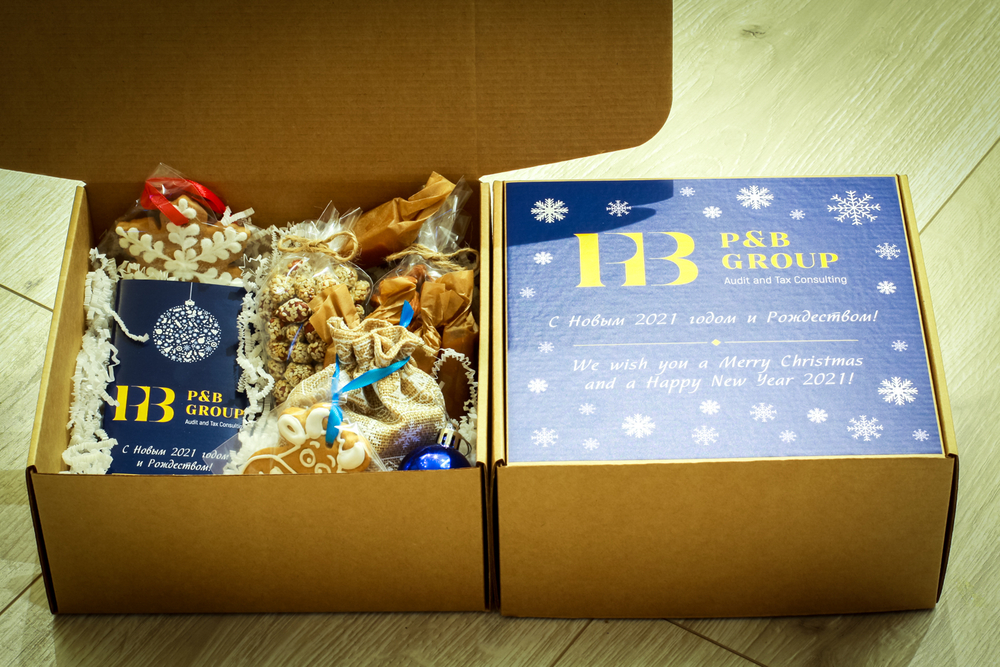 Новогодние корпоративные подарки для консалтинговой компании (пример 2020 год)