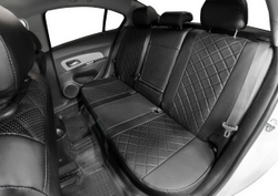 Авточехлы Rival Ромб (зад. спинка 40/60) для сидений Toyota Camry XV70 седан 2018-2021 2021-н.в., эко-кожа, черные, SC.5710.2