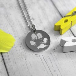 Кулон подвеска с гравировкой отпечатка лапки на заказ