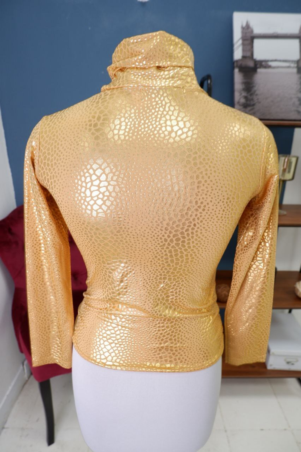 Водолазка DQ DoLugn яркая 42 размер