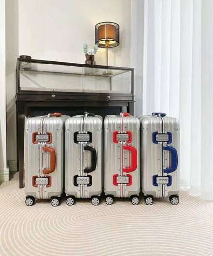 Чемодан Rimowa S