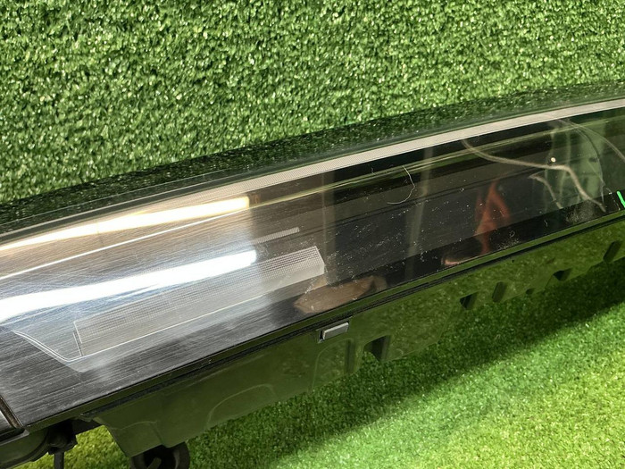 Фонарь крышки багажника Lixiang L7 (2023-н.в.)