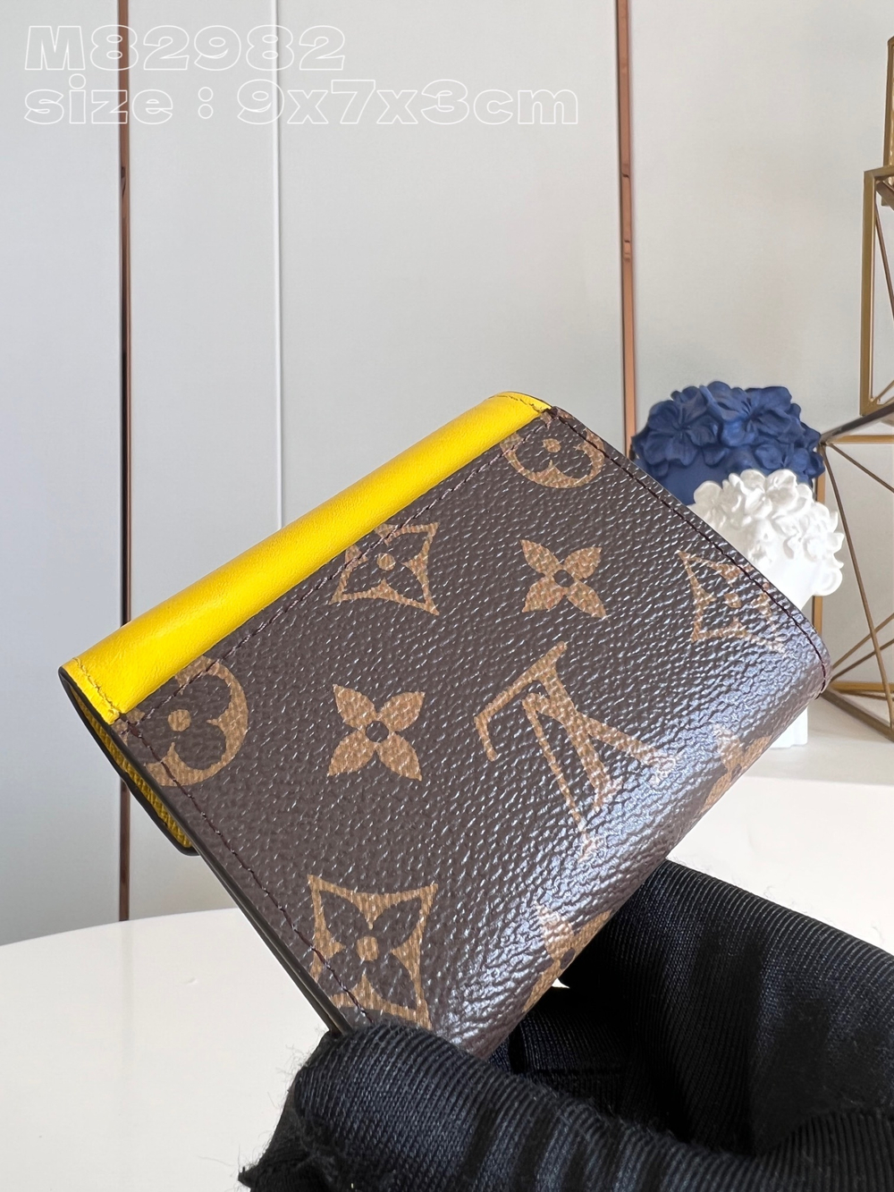Louis Vuitton Zoe Wallet