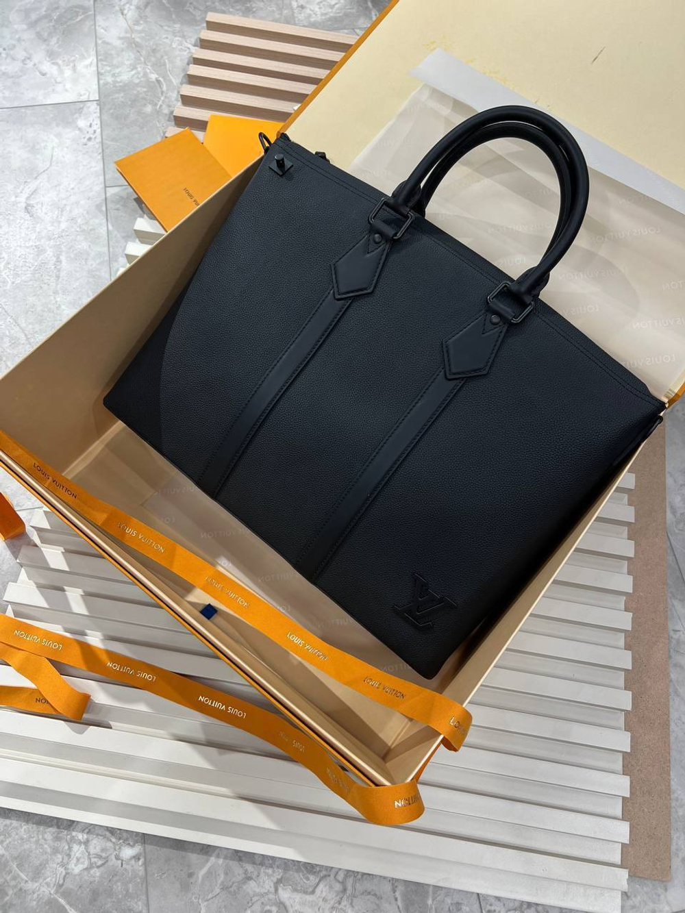 Портфель Louis Vuitton