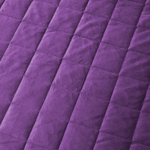 Велюровое покрывало в клетку и две наволочки OVL021