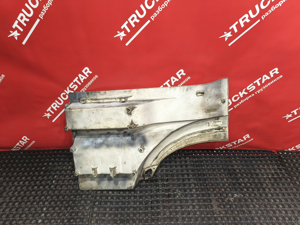 Корпус подножек правый 2019г.