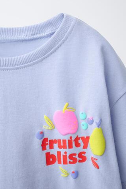 ZARA ФУТБОЛКА С ЦВЕТОЧНЫМ ПРИНТОМ, ЛАВАНДОВЫЙ