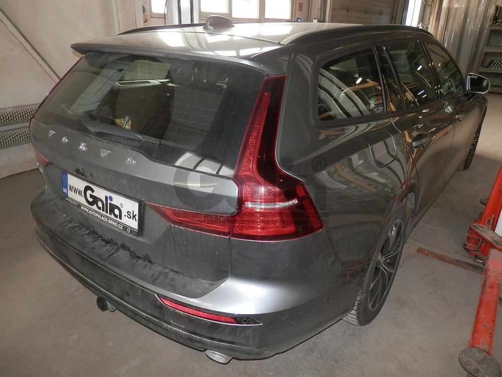 Фаркоп оцинкованный Galia V089C для VOLVO V60, S60 2018-(паспорт и сертификат в комплекте)(без электрики)