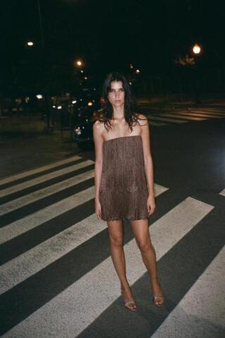 ZARA ПЛАТЬЕ БЕЗ БРЕТЕЛЕЙ С БАХРОМОЙ, ТЕЛЕСНО-РОЗОВЫЙ