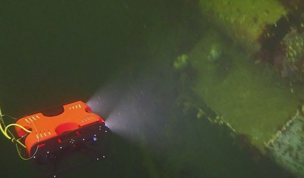 Подводный дрон 