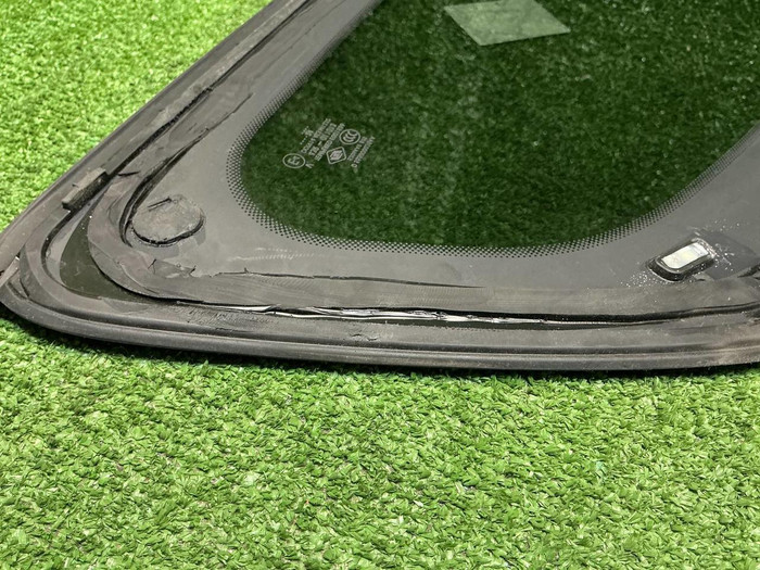 Форточка задняя правая Chery Tiggo 8 Pro (21-24)