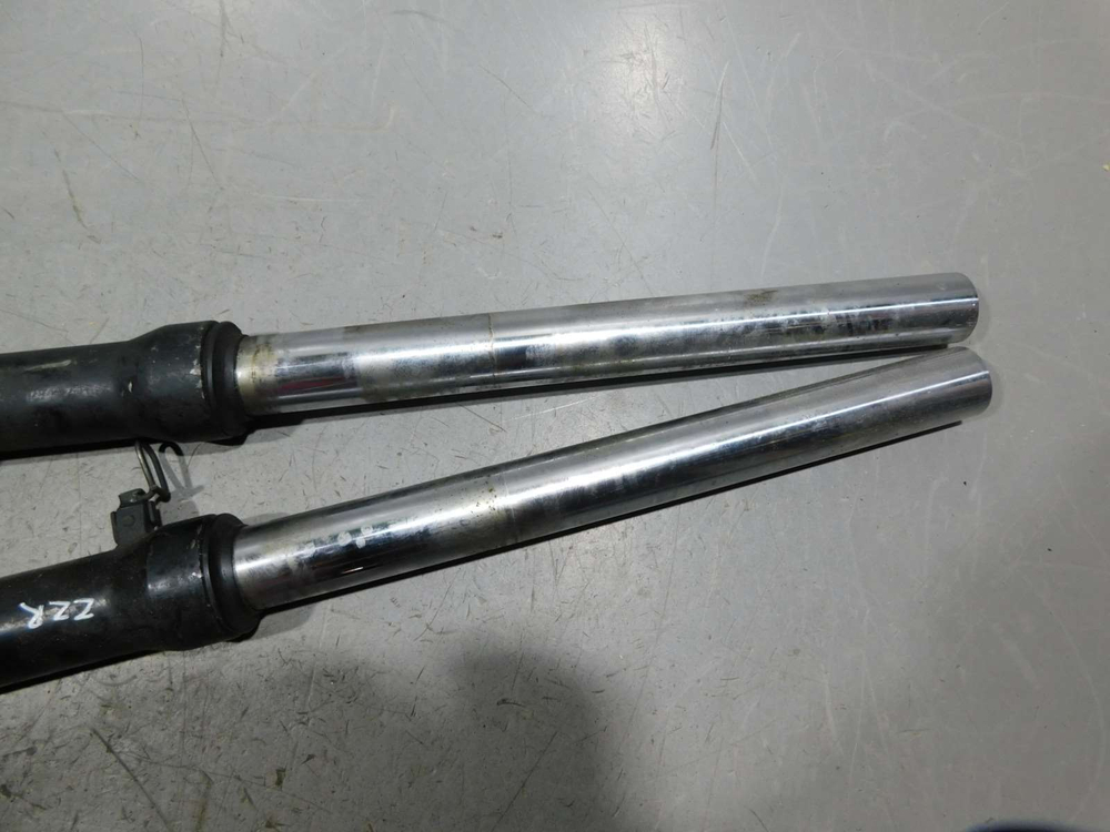 Перья вилки Kawasaki ZZR400 90-92 (дефект)