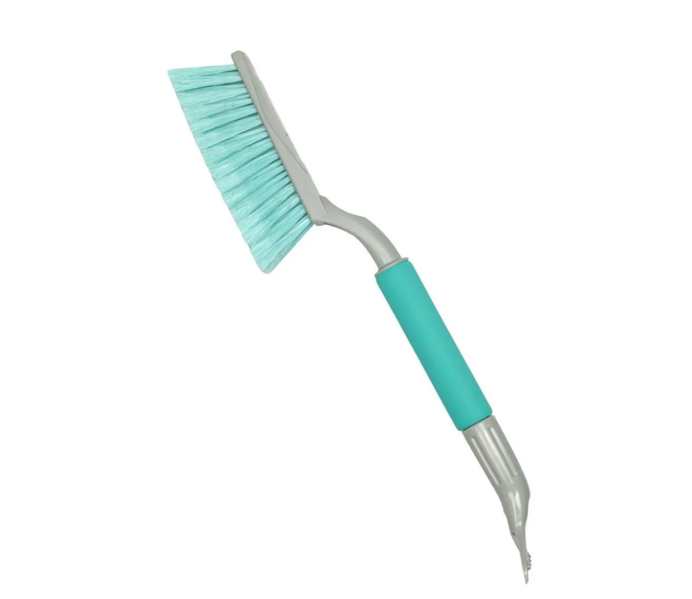 Автомобильная щетка для снега со скребком FEHU FSB03