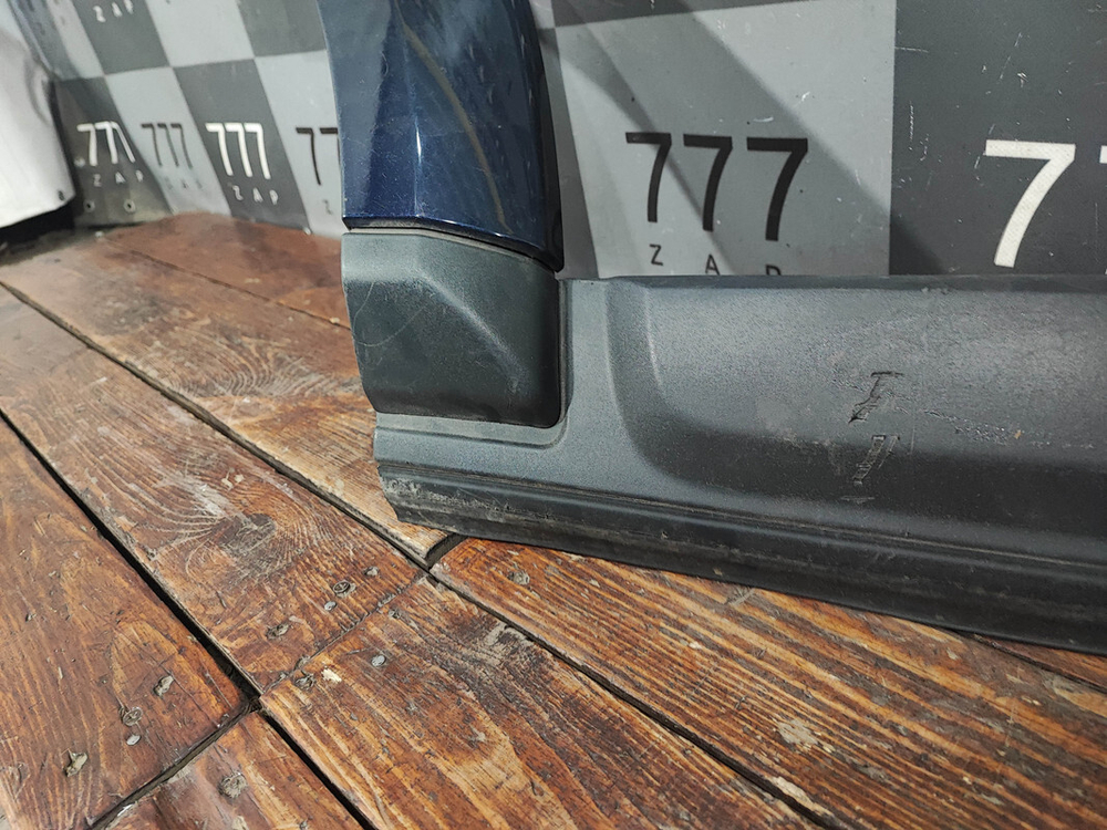 Накладка двери задней правой LR Discovery 3 04-09 Б/У Оригинал 9H2220170