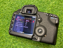 Canon EOS 5D Mark II 30.300 кадров
