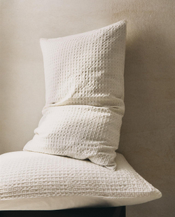 Zara Home - Наволочка с вафельной текстурой 50x75 см