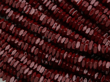 Нить гематитовых бусин "Спелая вишня", квадраты 3мм