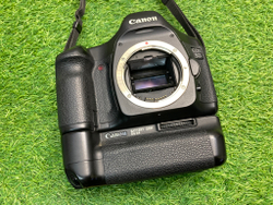 Canon EOS 5D + Canon BG-E4