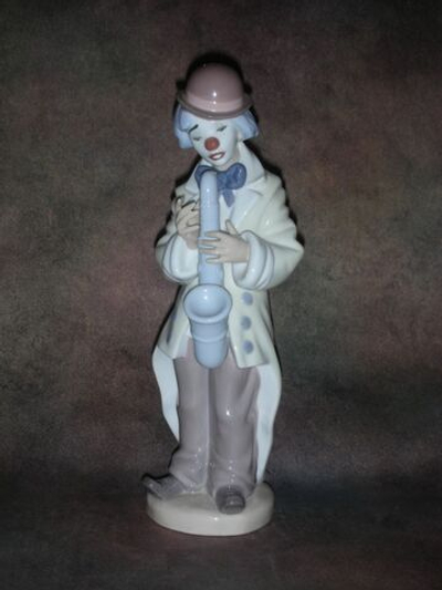 Статуэтка. Фарфор. Клоун Грустный саксофонист. Lladro. Испания