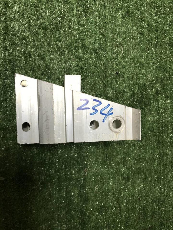 Кронштейн усилителя правый BMW 3er G20 (2018-н.в.)