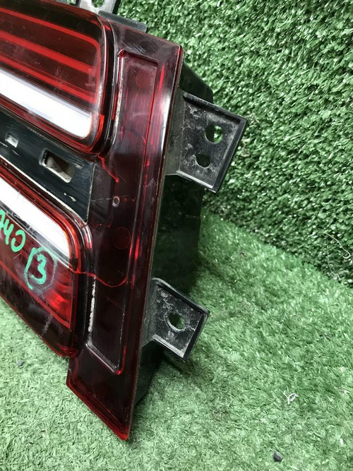 Фонарь левый внутренний Genesis GV80 (2020-2023)