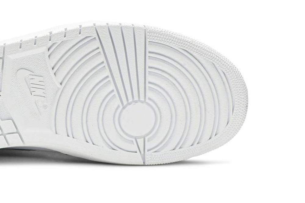 Кроссовки Jordan Air Jordan 1 Retro Silver Medal