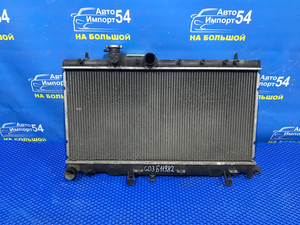 Радиатор двигателя SUBARU IMPREZA 2002-2005
