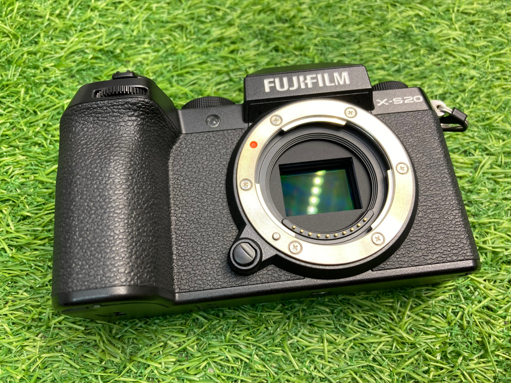 FujiFilm X-S20 7.200 кадров