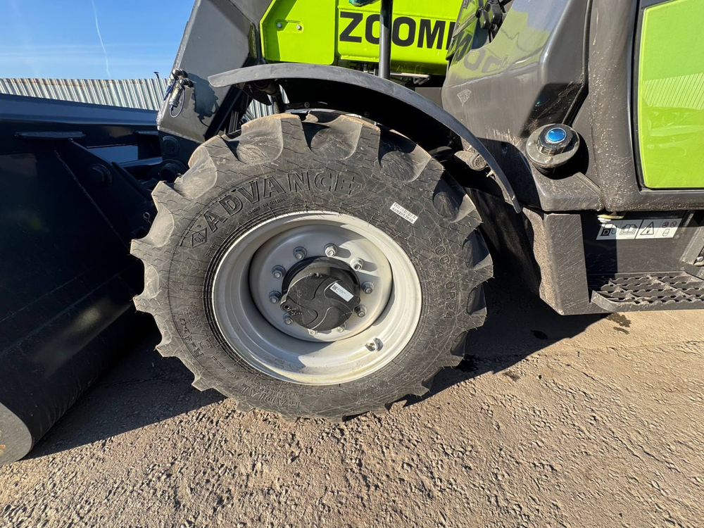 Zoomlion ZTH* Телескопический погрузчик ZTH3507 (Дизельный, 4,1 л, 101 л.с., АТ)
