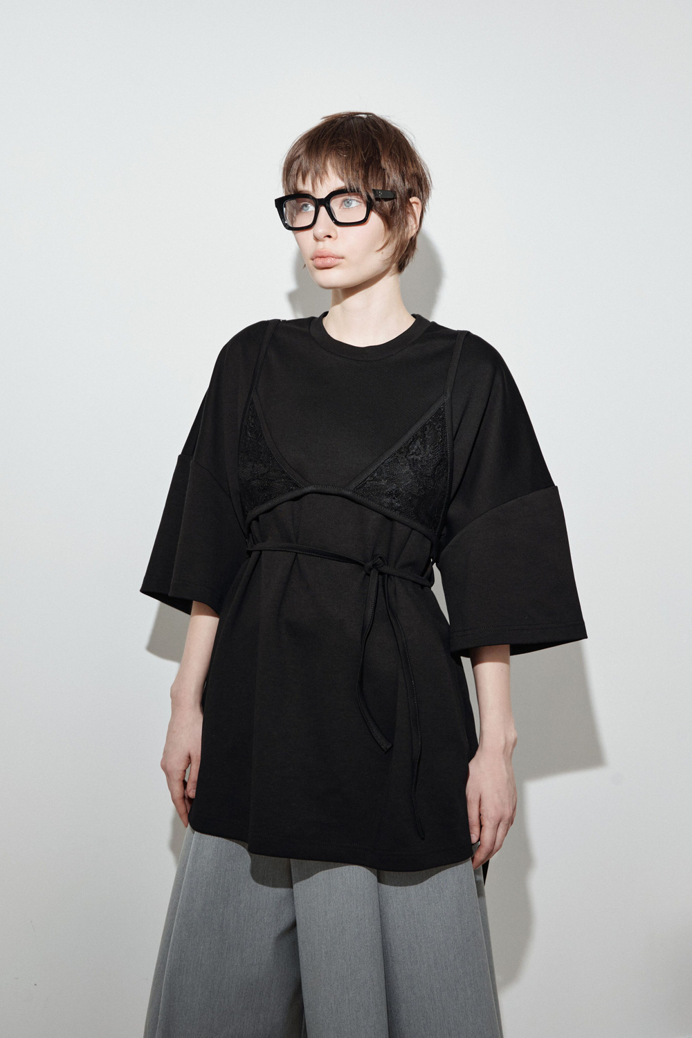 Футболка-трансформер со съёмным лифом черная