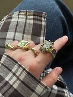 Кольцо Круэлла, далматиновая яшма и фианит