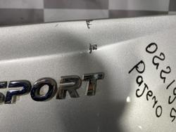 Накладка крышки багажника Pajero Sport 3 15-22 Б/У Оригинал 5817A263ZZ