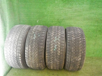 Шина Комплект шин Bridgestone Blizzak DM-V2 285/45 R22