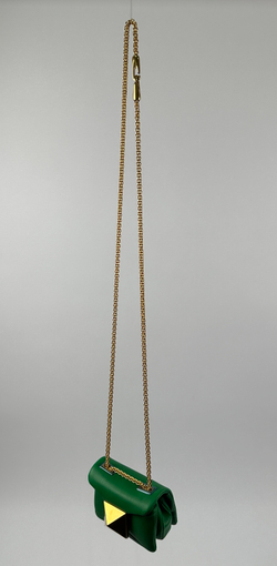 Сумка Valentino Garavani Green Micro One Stud