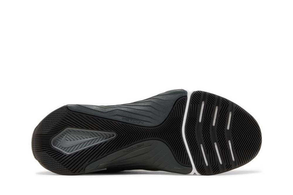 Кроссовки Nike Metcon 8 Flyease