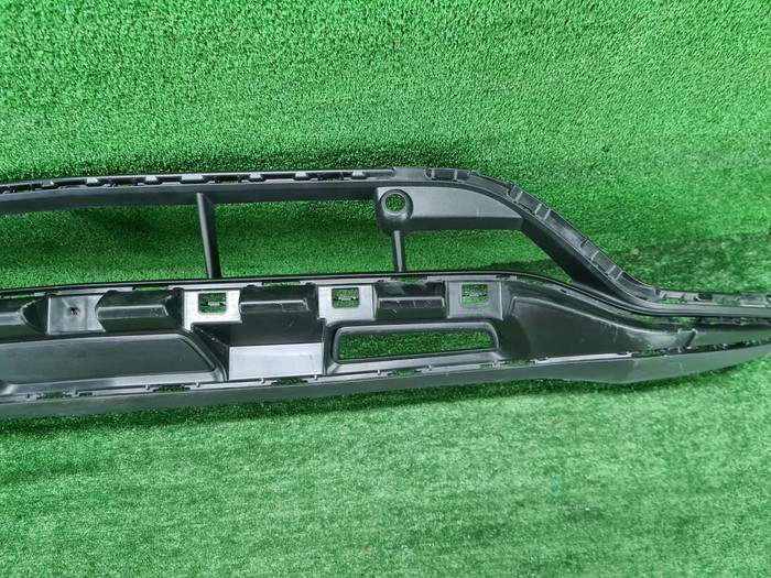 Юбка переднего бампера Mercedes GLC X253 19-22 AMG