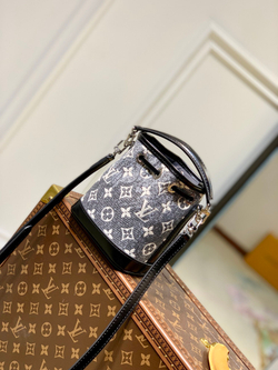 Louis Vuitton Nano Noe