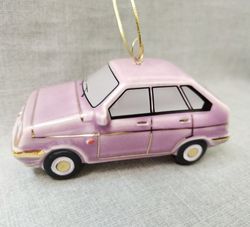 Фарфоровая ёлочная игрушка Девятка