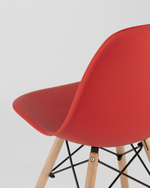 Стул Eames Style DSW красный (разборный каркас)