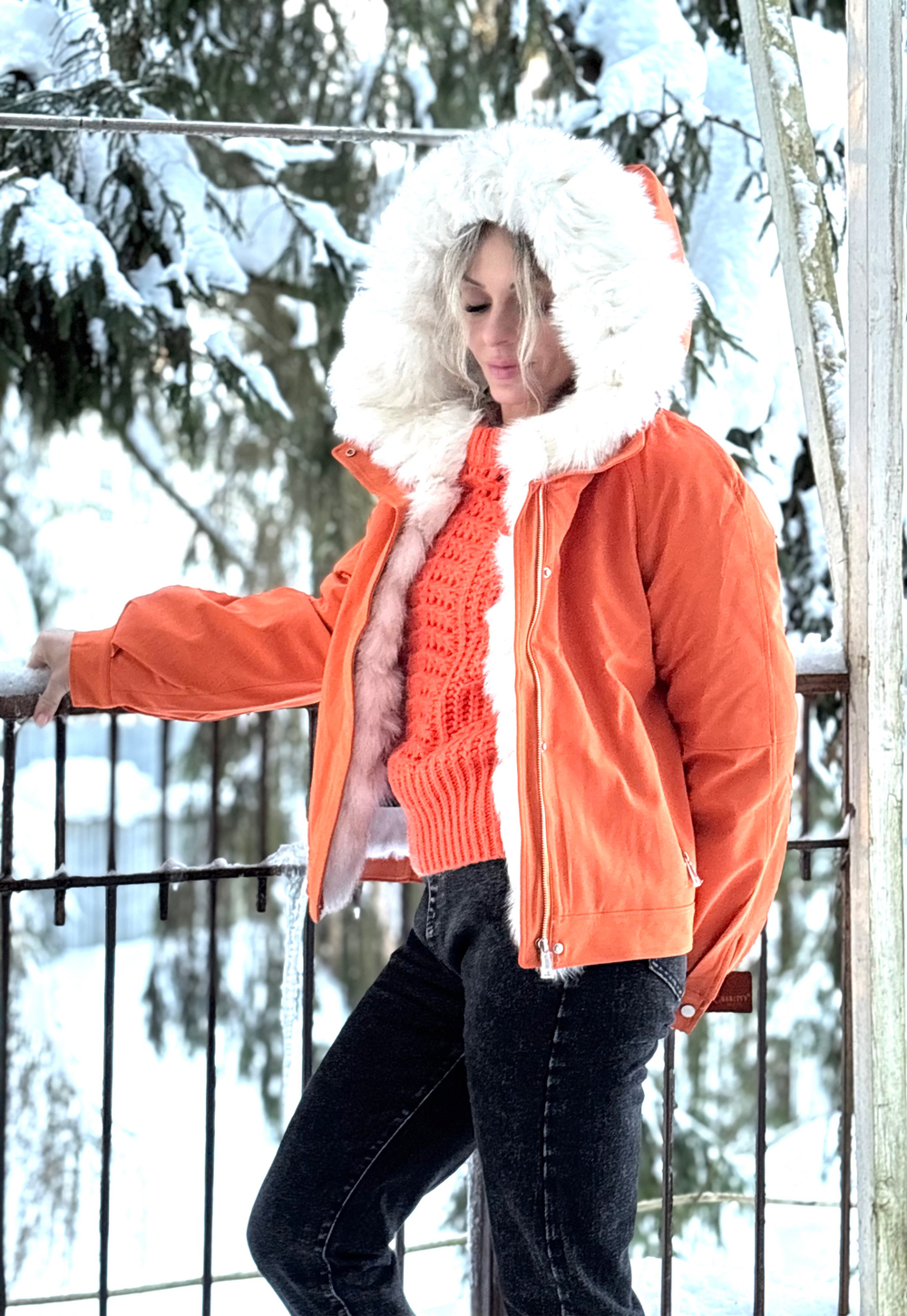 Куртка / натуральный мех песец / стежка натуральный кролик