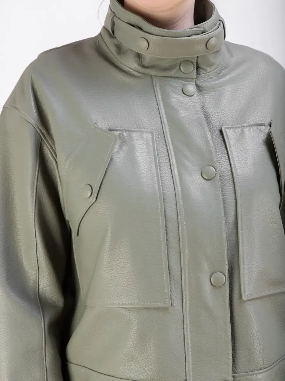 Куртка женская кожаная оверсайз