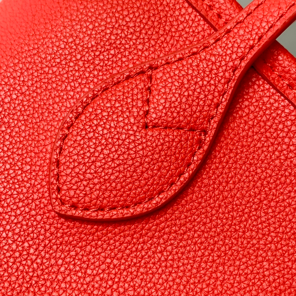 Louis Vuitton Neverfull Bandouliere Inside Out BB