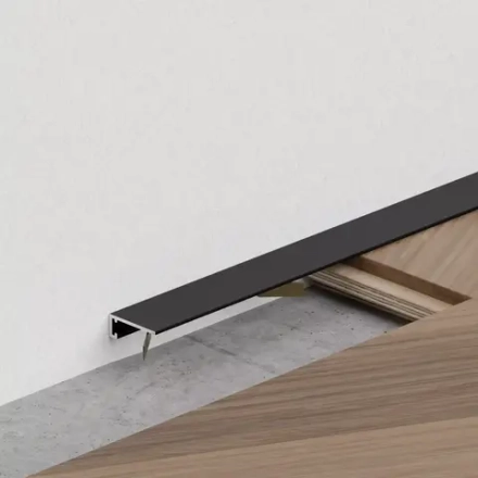 Микроплинтус для пола черный матовый, алюминиевый, 6×16×2500 мм