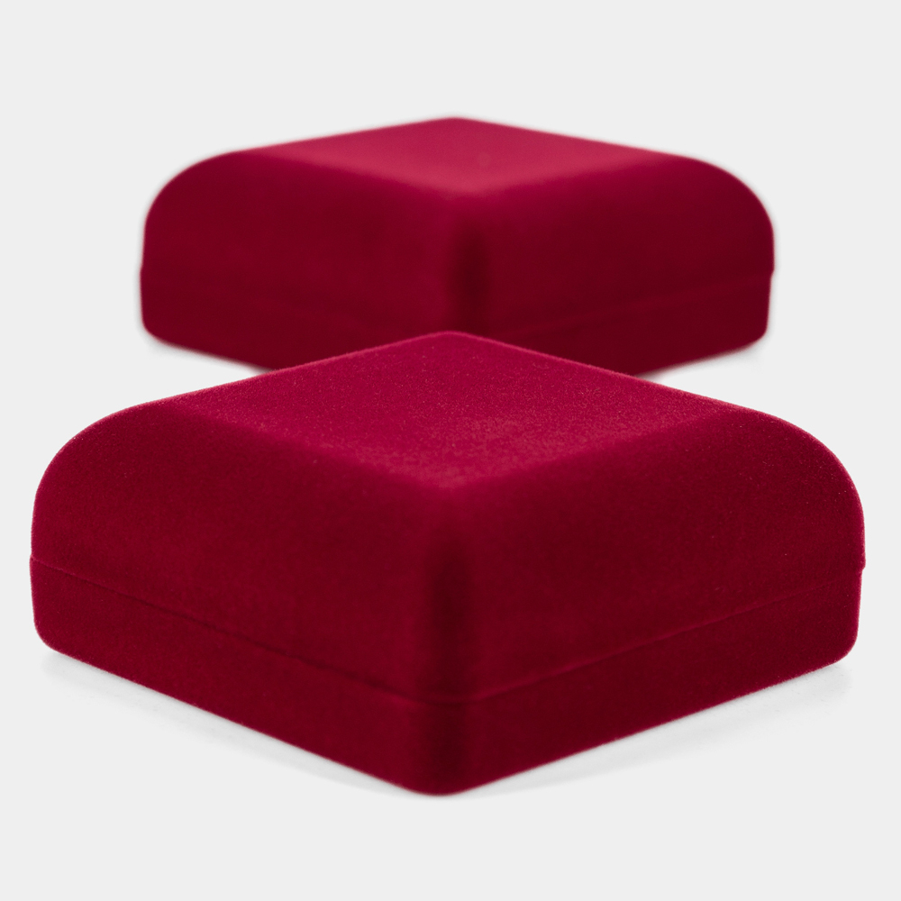 Бархатистая поверхность футляра