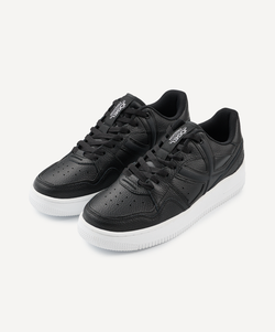 Кроссовки спортивные Freedom, черный/белый