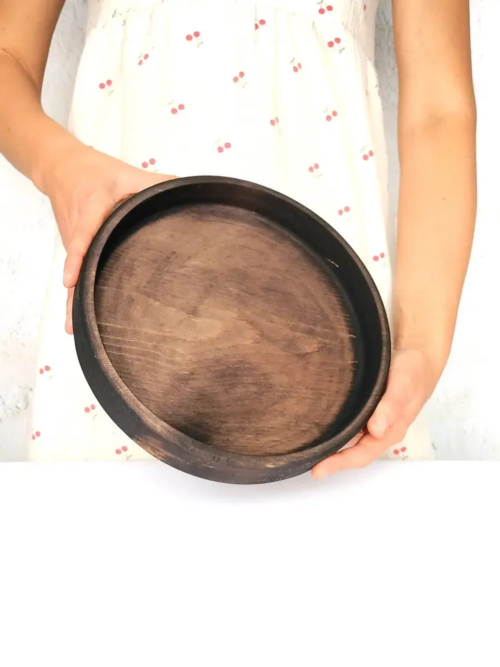 Тарелка деревянная из массива кедра