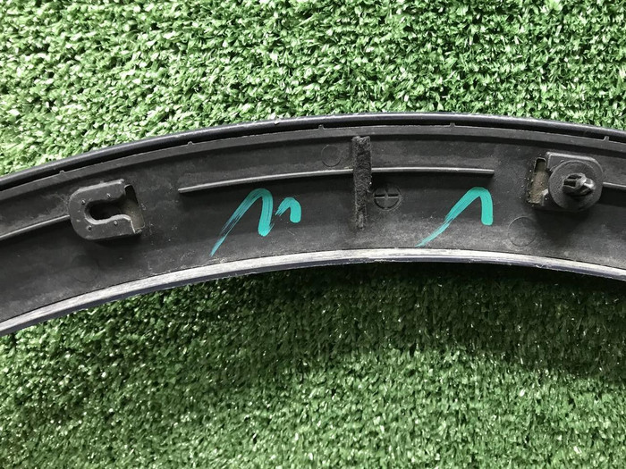 Расширитель задний левый Hongqi HS5 (2023-н.в.)