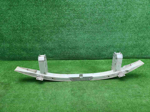 Усилитель передний BMW 3er G20 (2018-н.в.)