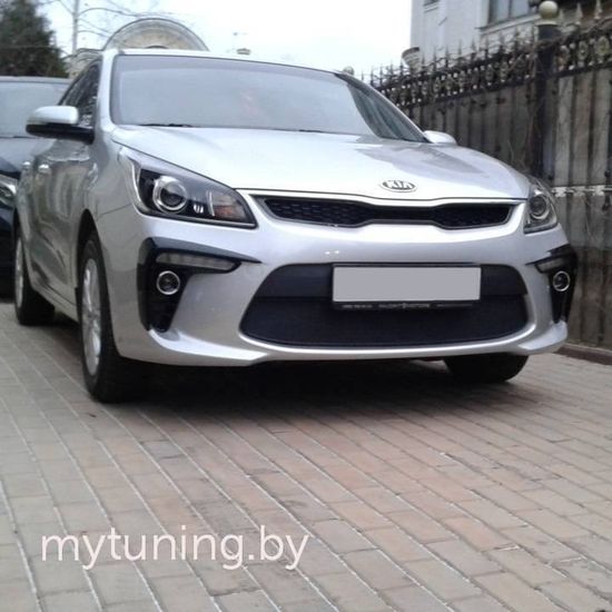Серпы на передний бампер для Kia Rio IV