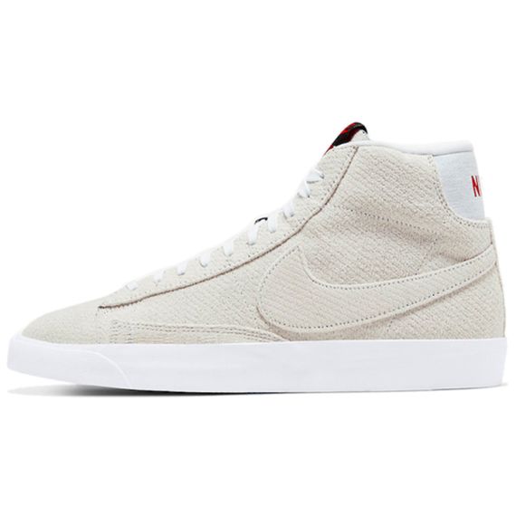 Stranger Things x Nike Blazer Upside Down